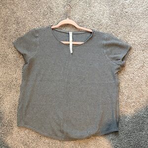 lululemon athletica Gray Short Sleeve Tee